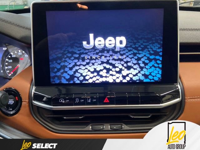 Used 2022 Jeep Compass Limited w/ Sun and Sound Group AWD/4WD image 26