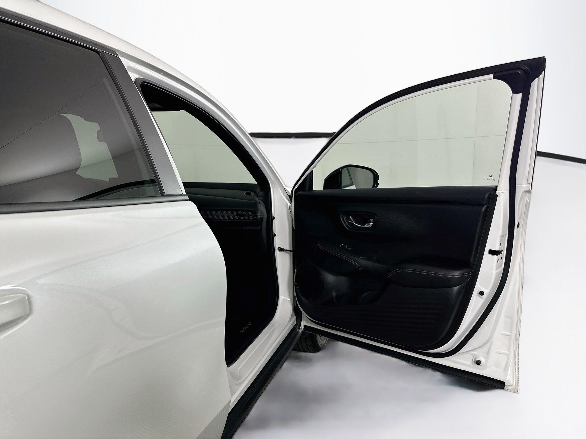 Used 2024 Honda HR-V Sport image 30