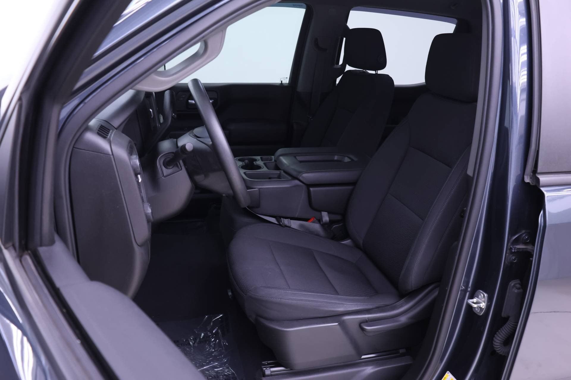 Used 2021 Chevrolet Silverado 1500 Custom w/ LPO, Dark Essentials Package image 4