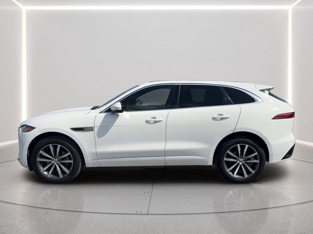 Used 2025 Jaguar F-PACE R-Dynamic S AWD/4WD image 8