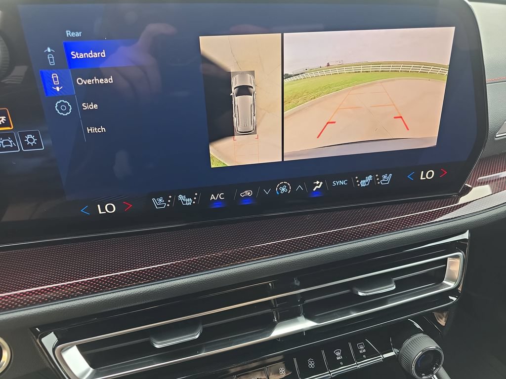 New 2026 Chevrolet Traverse RS w/ LPO, Floor Liner Package AWD/4WD image 24