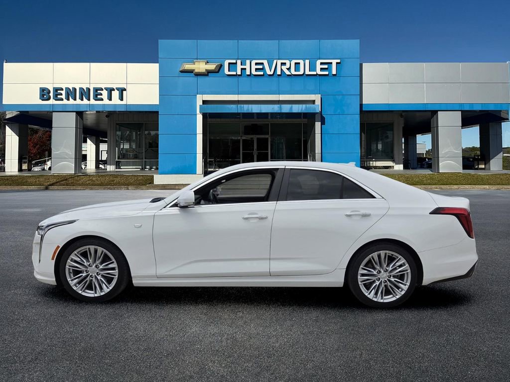 Used 2022 Cadillac CT4 Premium Luxury RWD image 3