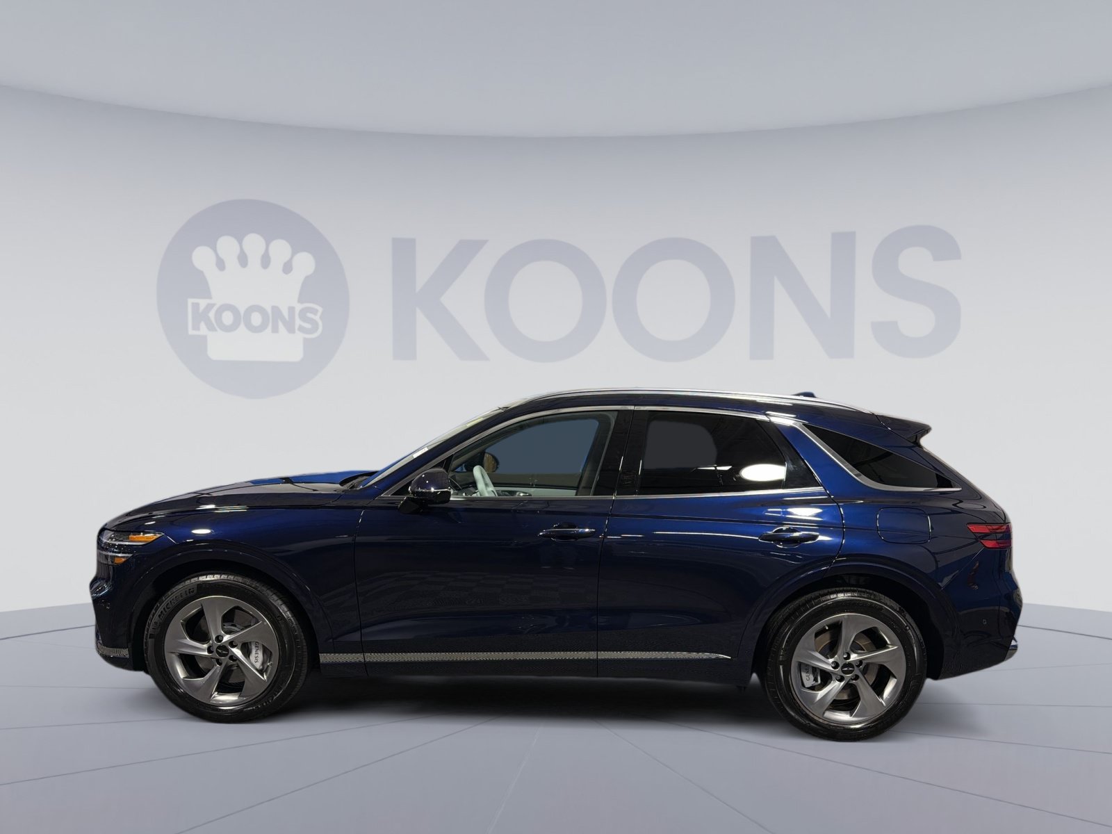 Used 2026 Genesis GV70 2.5T Advanced AWD/4WD image 2