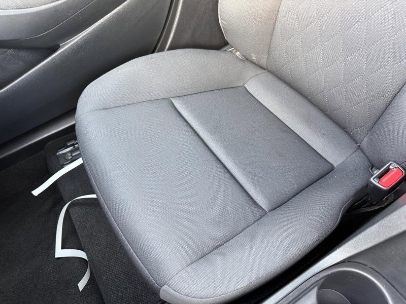 Used 2024 Toyota Corolla LE image 27