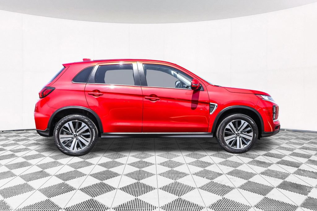 Used 2024 Mitsubishi Outlander Sport SE AWD/4WD image 9