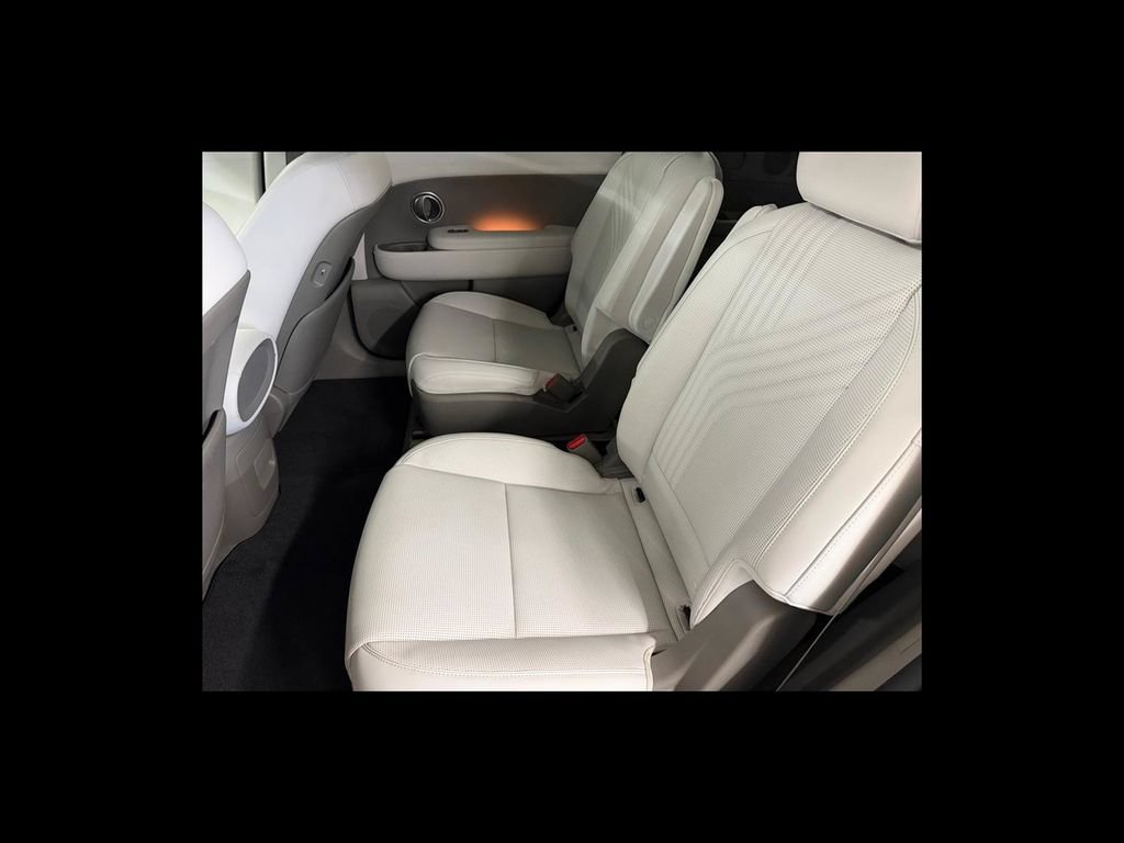 Used 2026 Hyundai Palisade SEL Premium AWD/4WD image 17