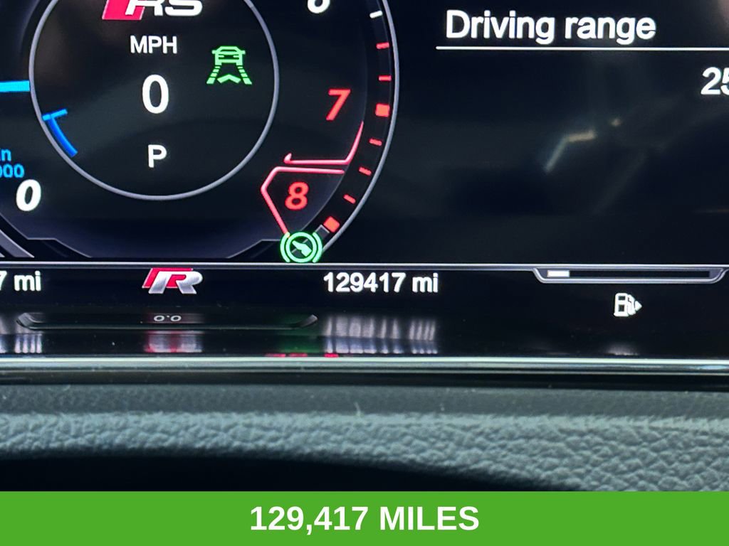 Used 2016 Volkswagen Golf 4-Door image 3