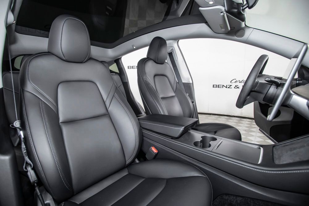 Used 2025 Tesla Model Y Performance image 50