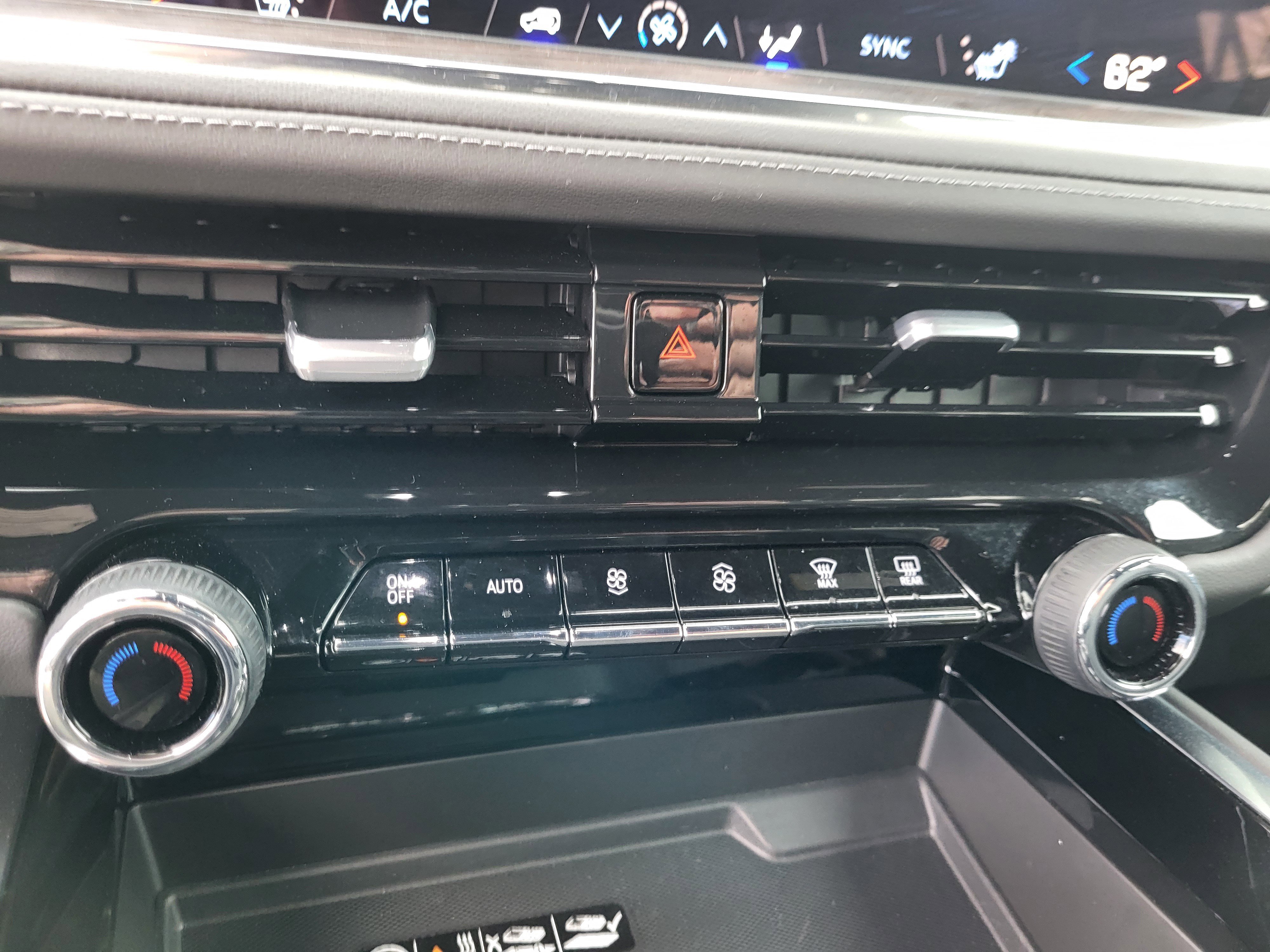 Certified 2025 Chevrolet Tahoe Z71 image 29