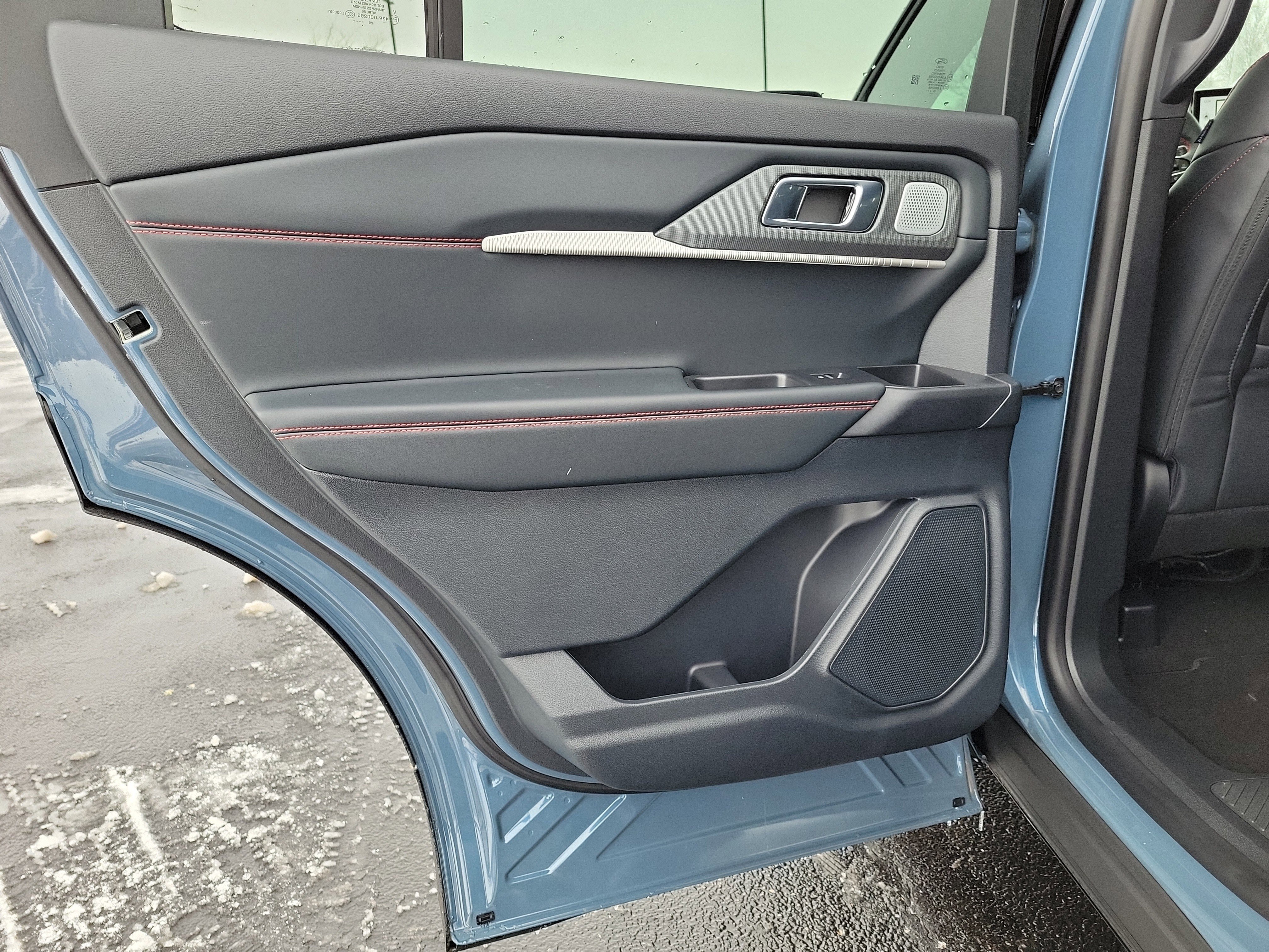 New 2026 Ford Explorer ST w/ Sun And Sound Package image 9