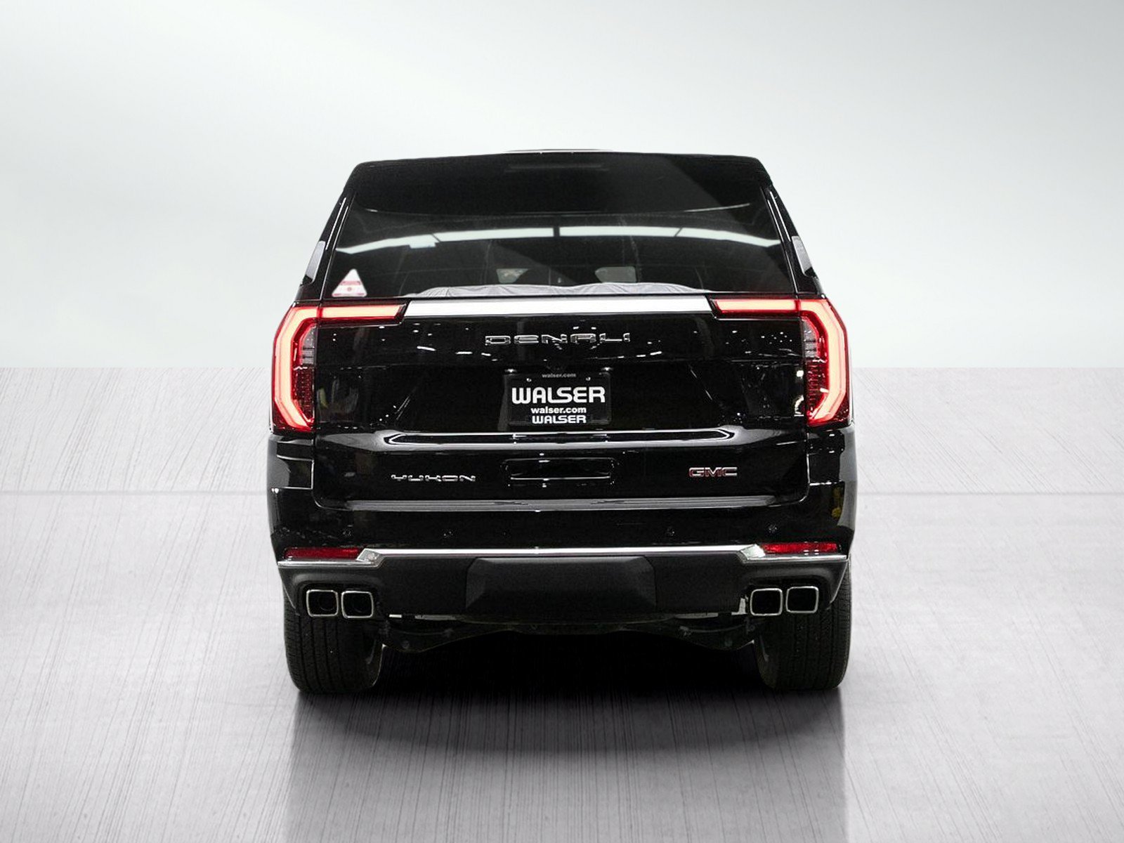 Used 2025 GMC Yukon XL Denali w/ Sun & Power Step Package AWD/4WD image 4