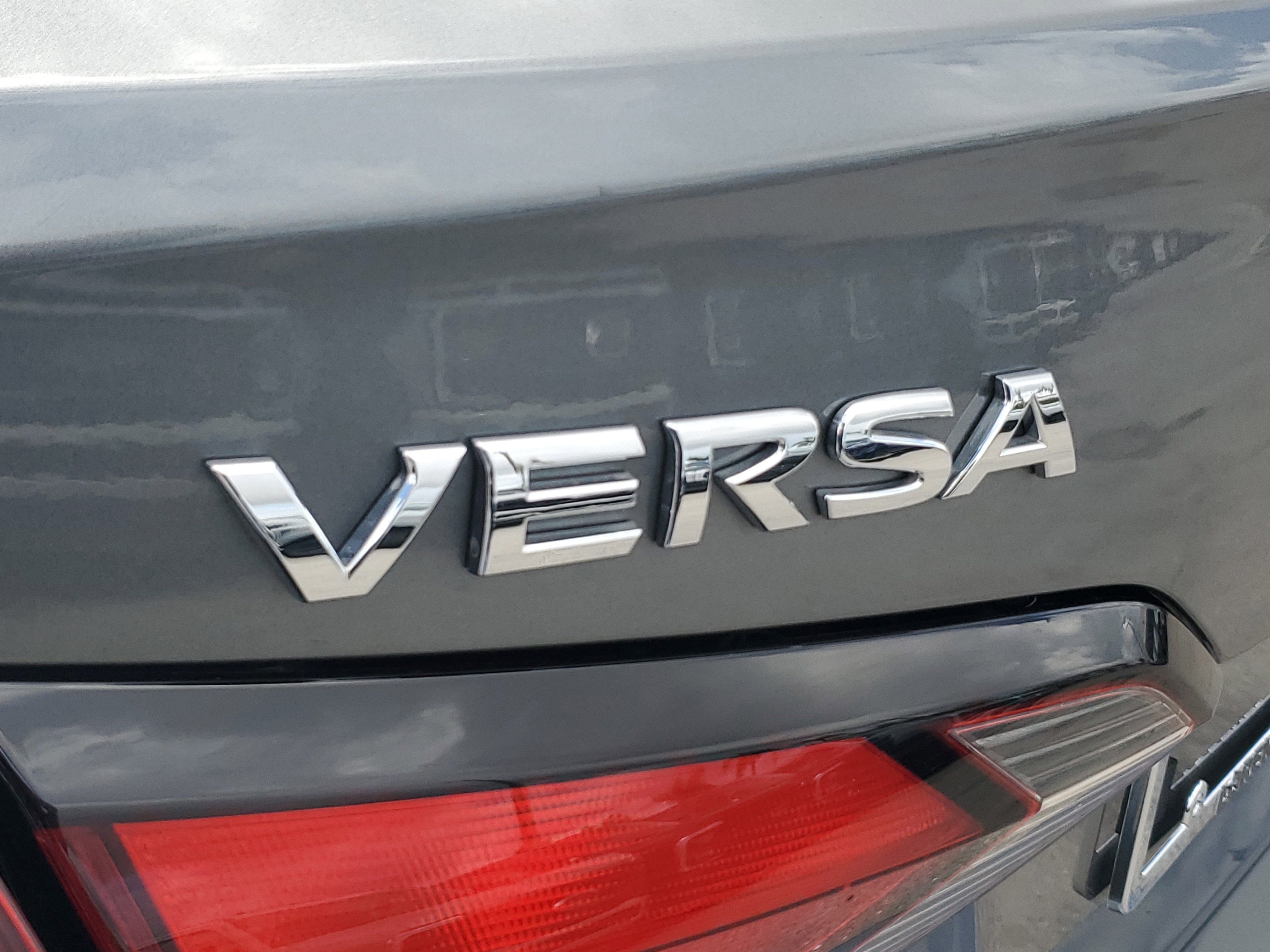 Used 2025 Nissan Versa SV image 29