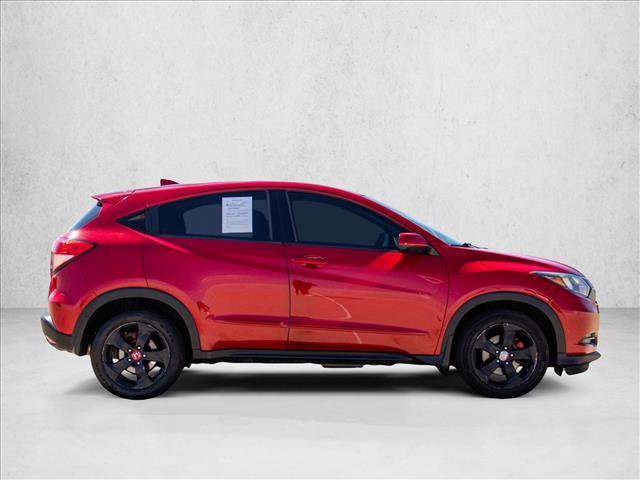 Used 2016 Honda HR-V LX image 4