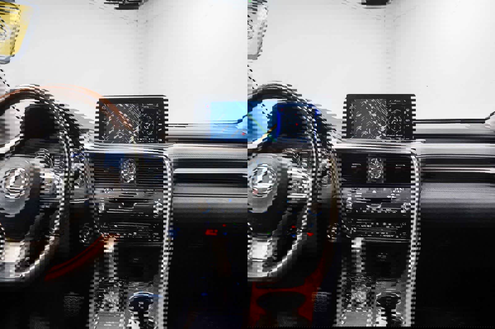 Used 2021 Lexus RX 450hL AWD w/ Premium Package image 13