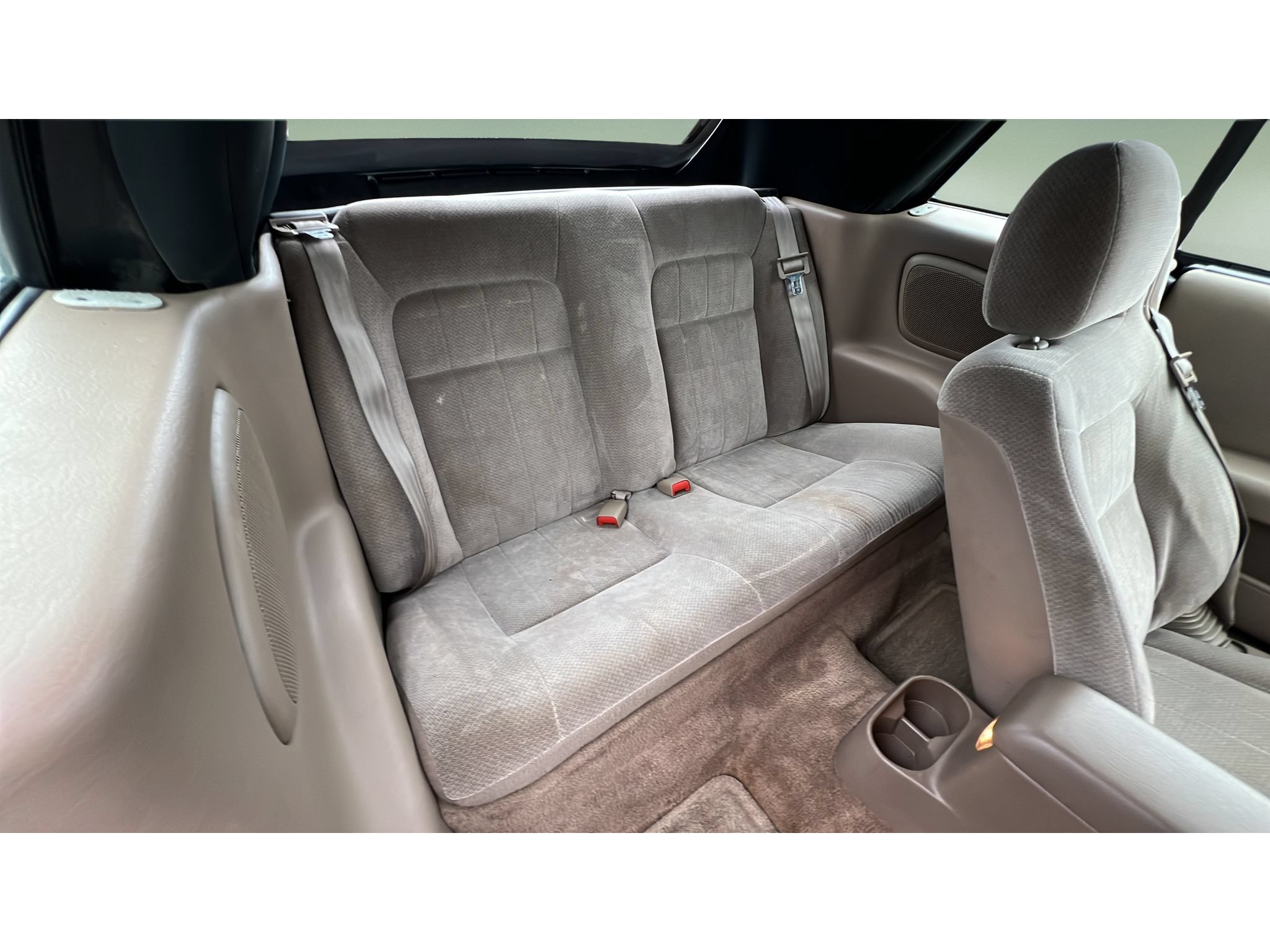 Used 2002 Chrysler Sebring GTC FWD image 30