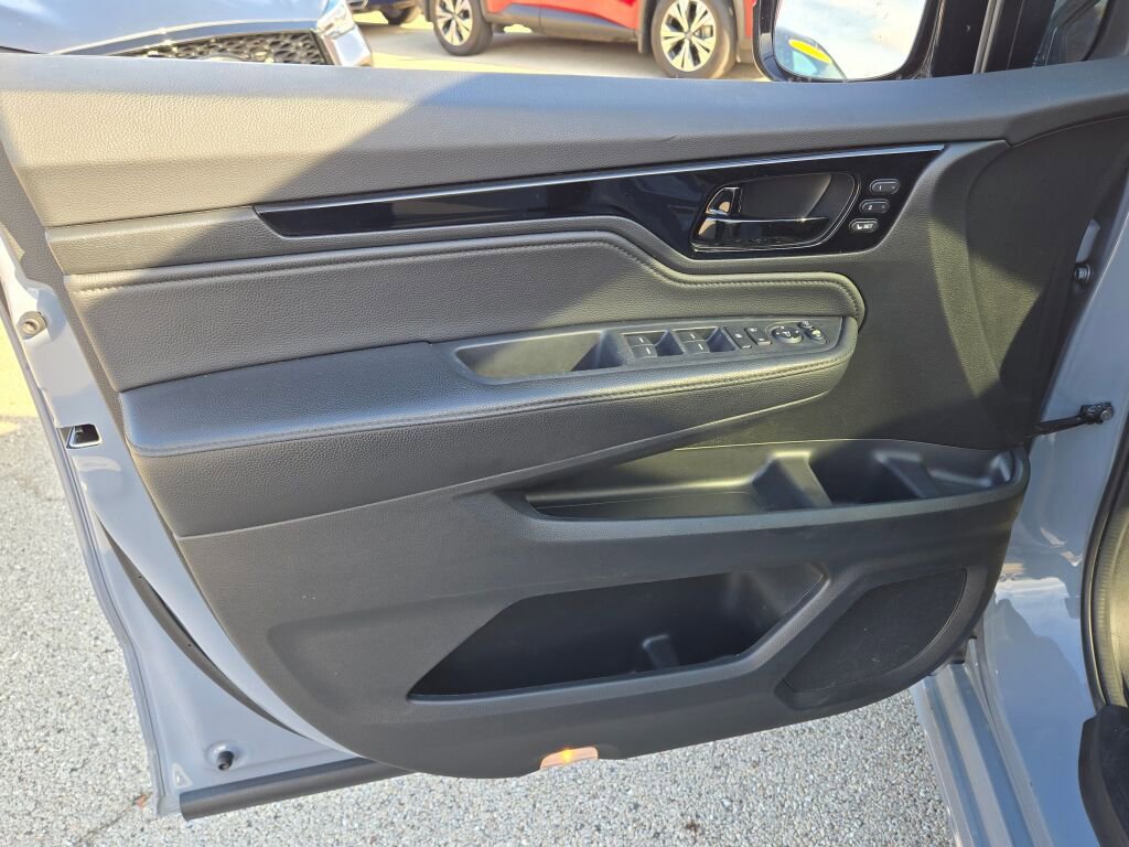Used 2024 Honda Odyssey Elite image 21