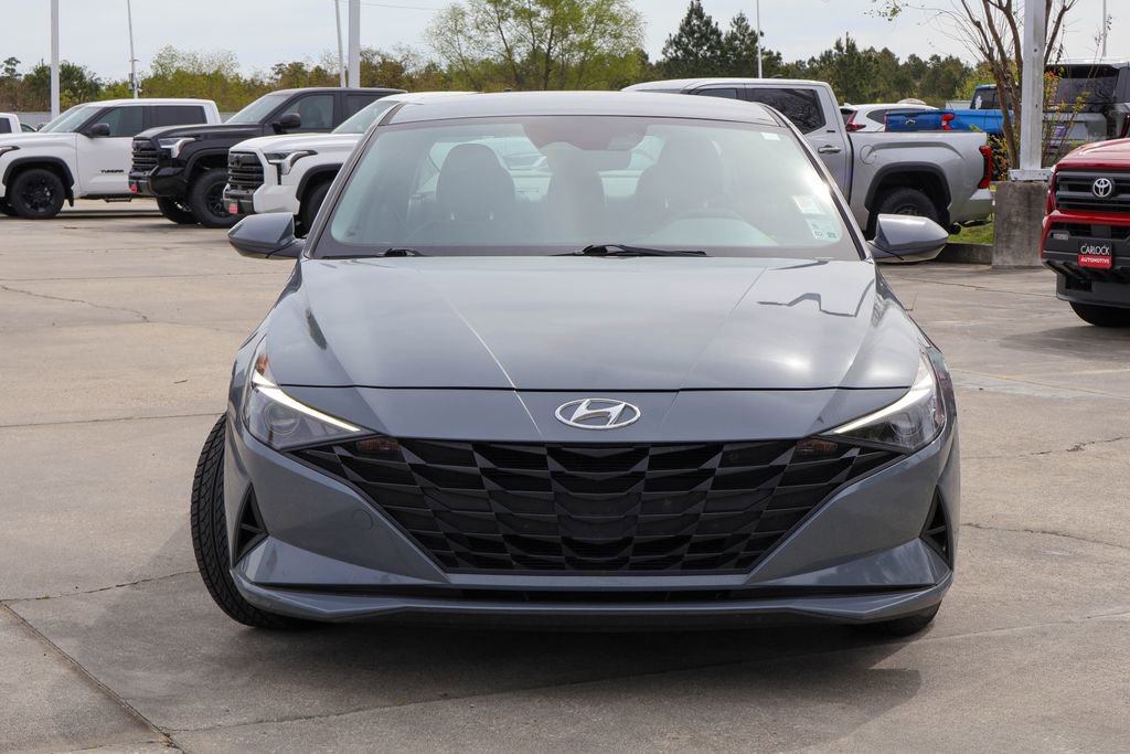 Used 2023 Hyundai Elantra SE image 24