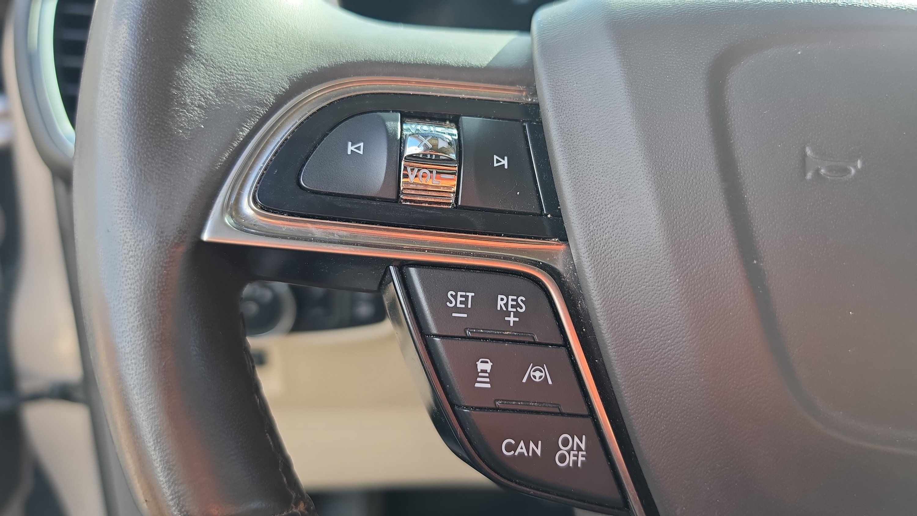 Used 2019 Lincoln Nautilus Reserve w/ Driver Assistance Package FWD image 13