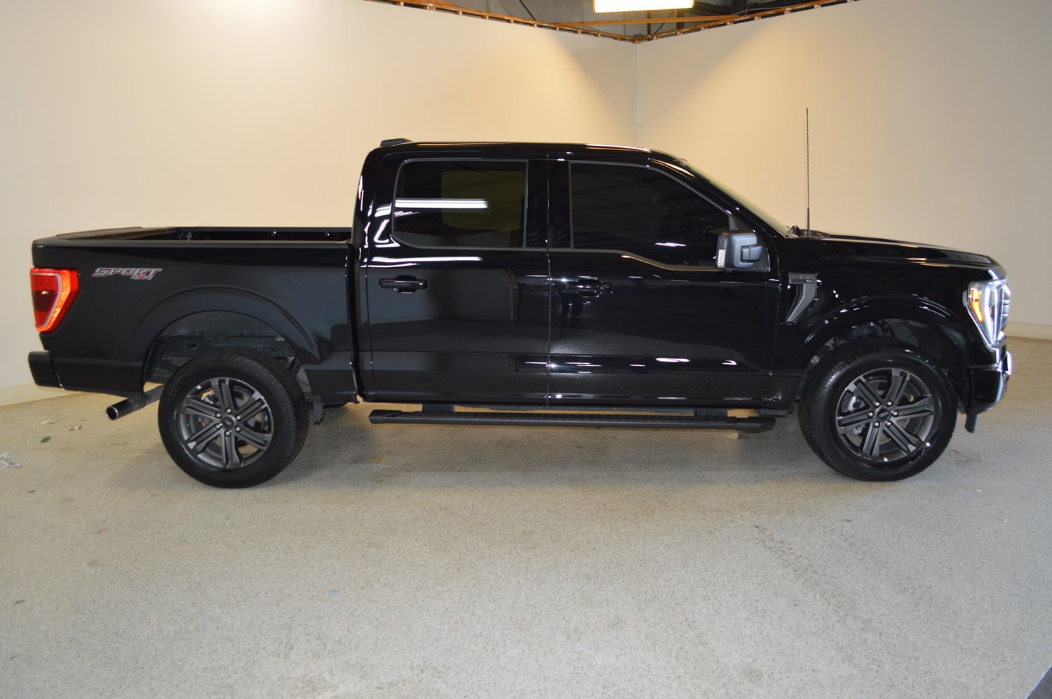 Used 2023 Ford F150 XLT w/ Equipment Group 302A High AWD/4WD image 2