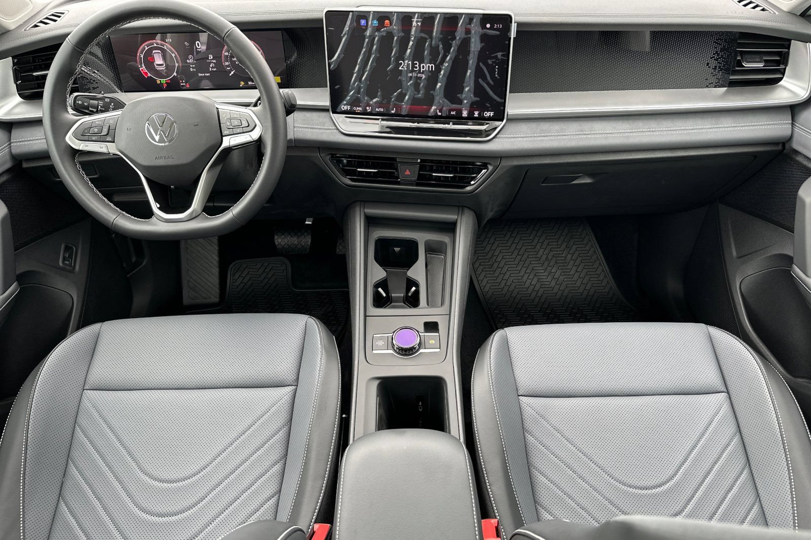 New 2026 Volkswagen Tiguan SE AWD/4WD image 13