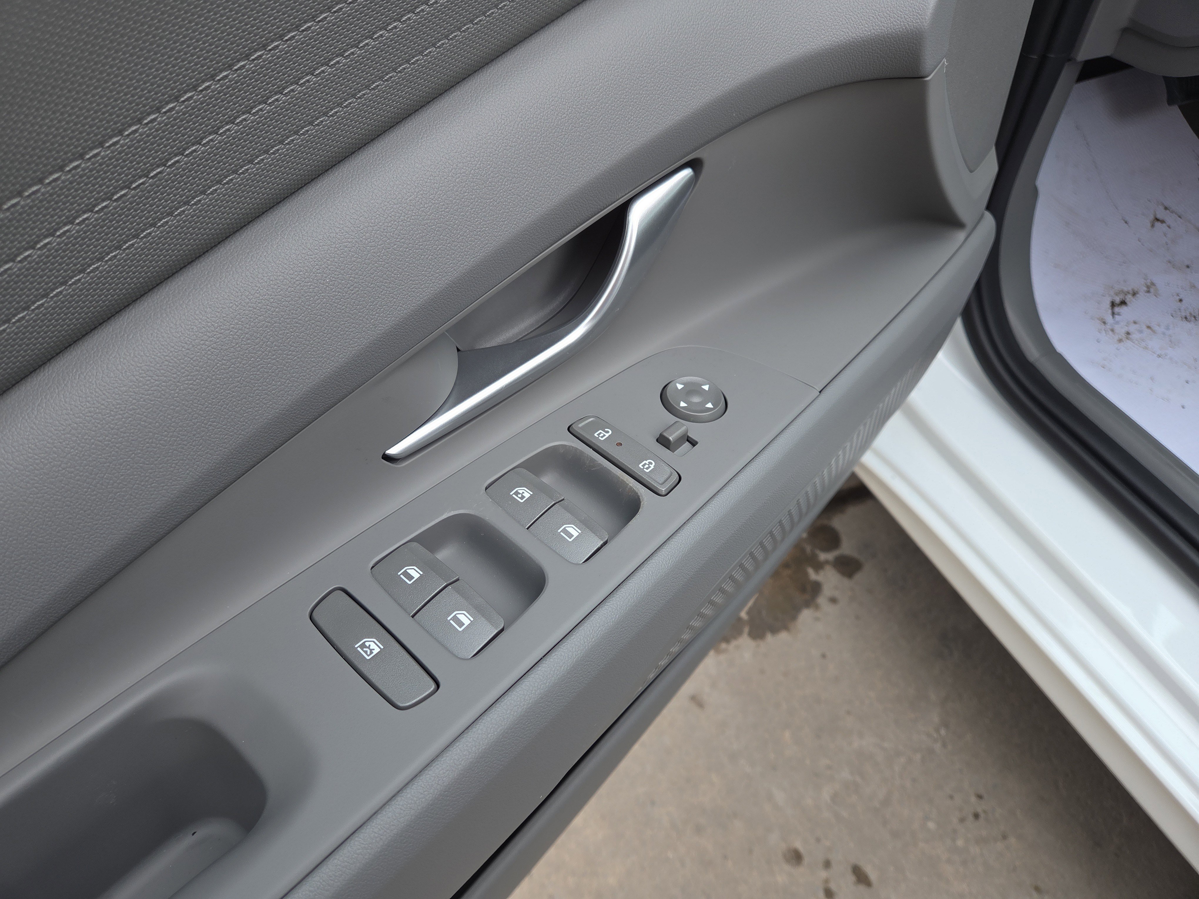 New 2026 Hyundai Elantra Blue image 16