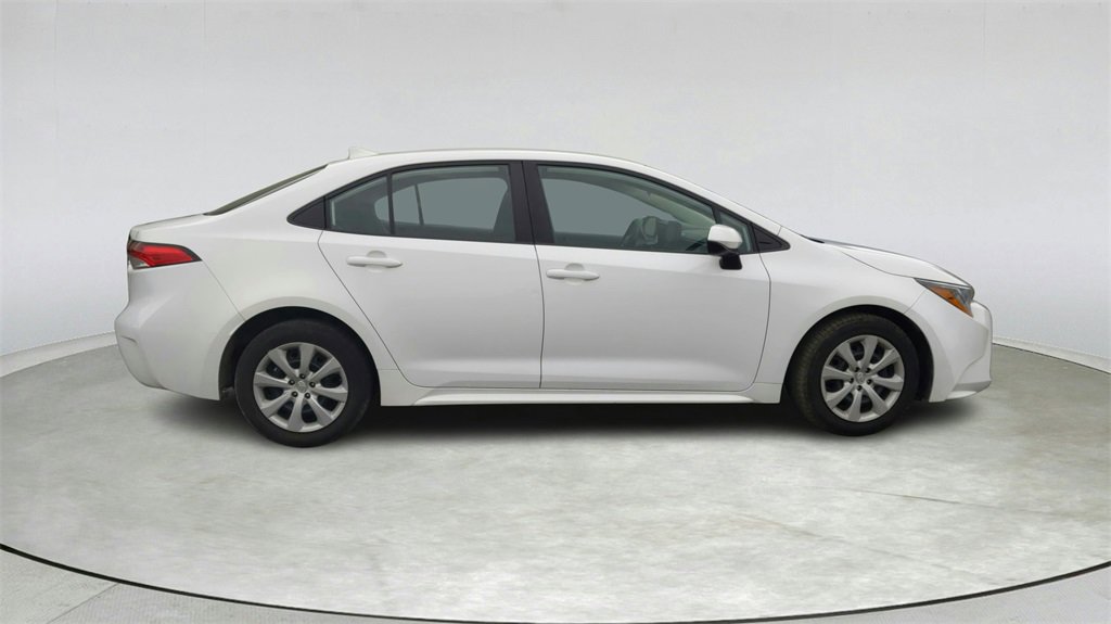 Used 2024 Toyota Corolla LE image 7
