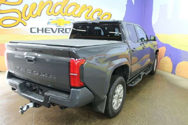 Used 2024 Toyota Tacoma SR5 AWD/4WD image 8