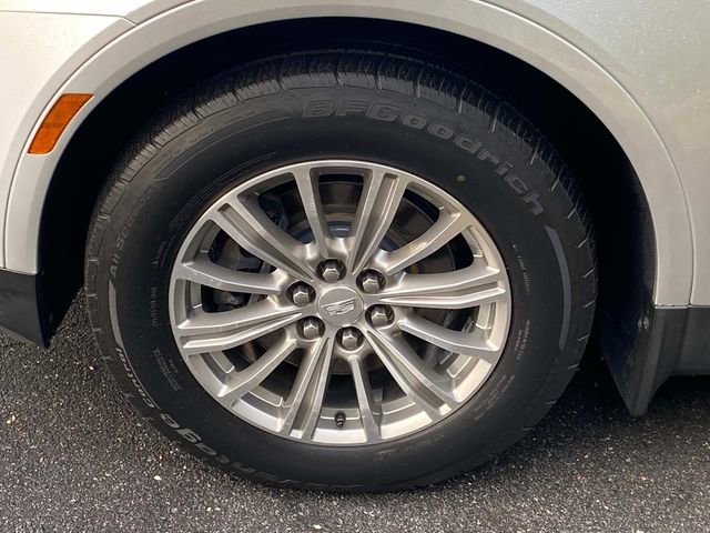 Used 2018 Cadillac XT5 Luxury w/ Driver Awareness Package FWD image 6