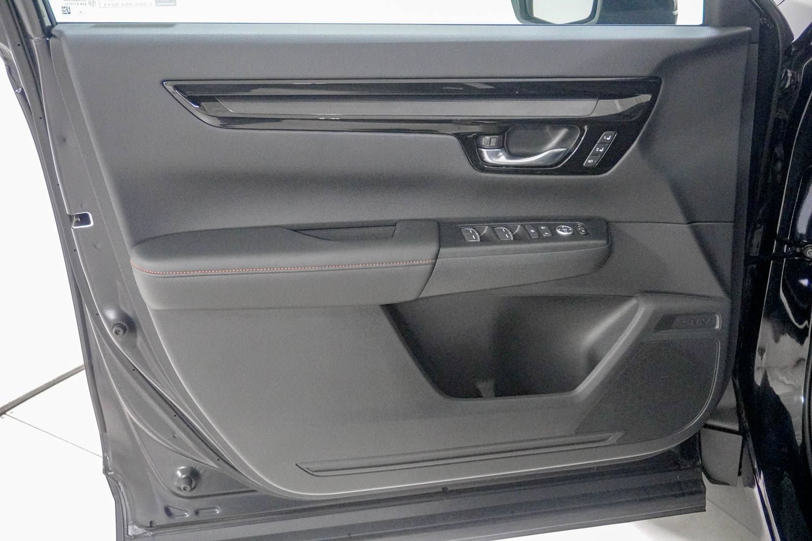 Used 2026 Honda CR-V Sport Touring image 17