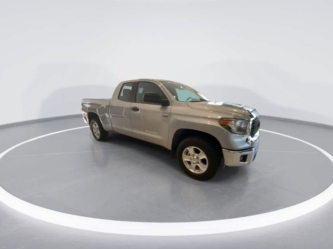 Used 2020 Toyota Tundra SR5 AWD/4WD image 2