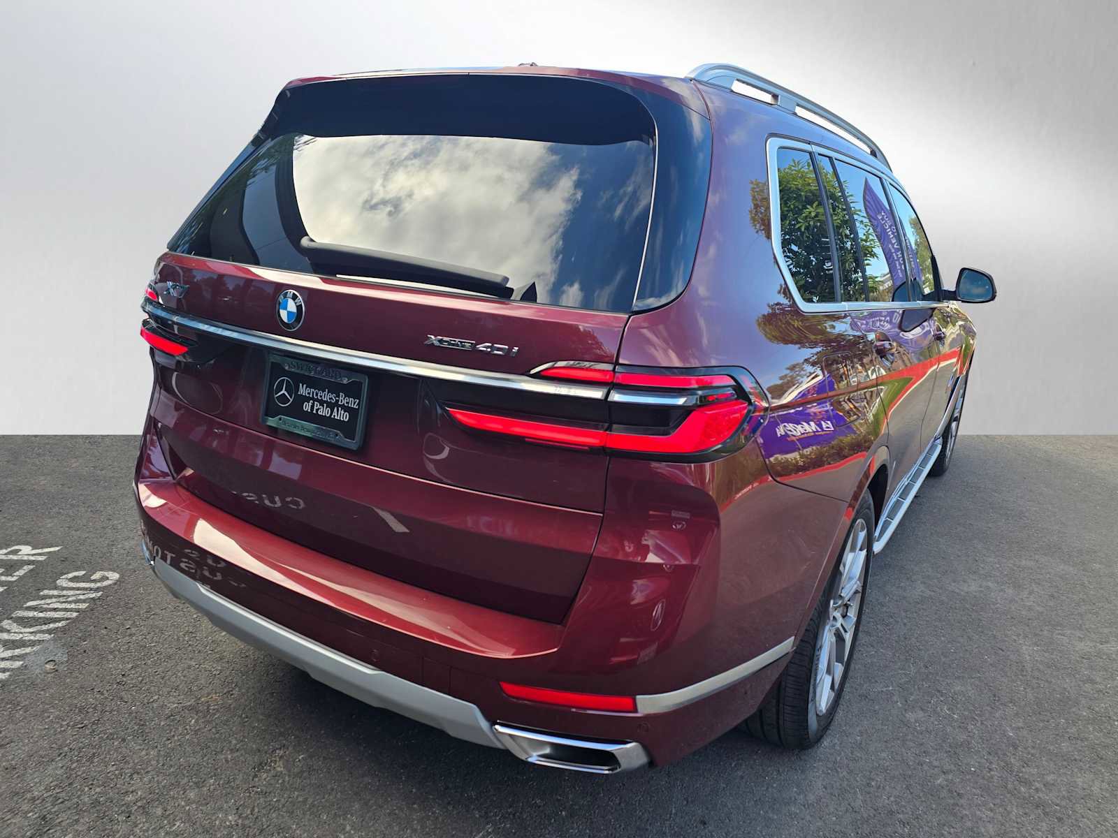 Used 2024 BMW X7 xDrive40i image 3