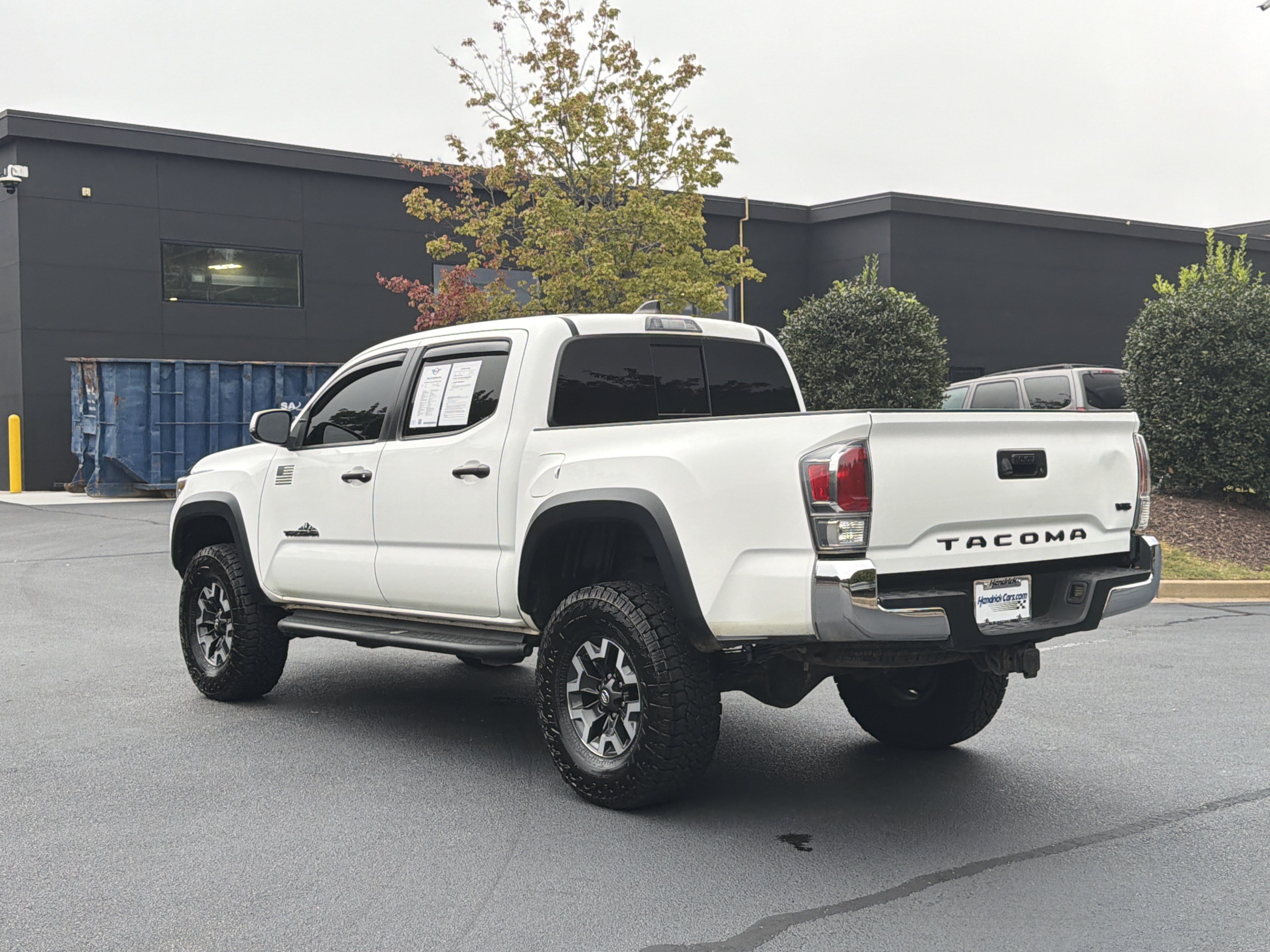 Used 2020 Toyota Tacoma TRD Off-Road AWD/4WD image 14