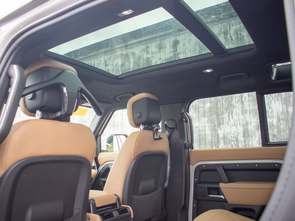 New 2026 Land Rover Defender 110 S image 22