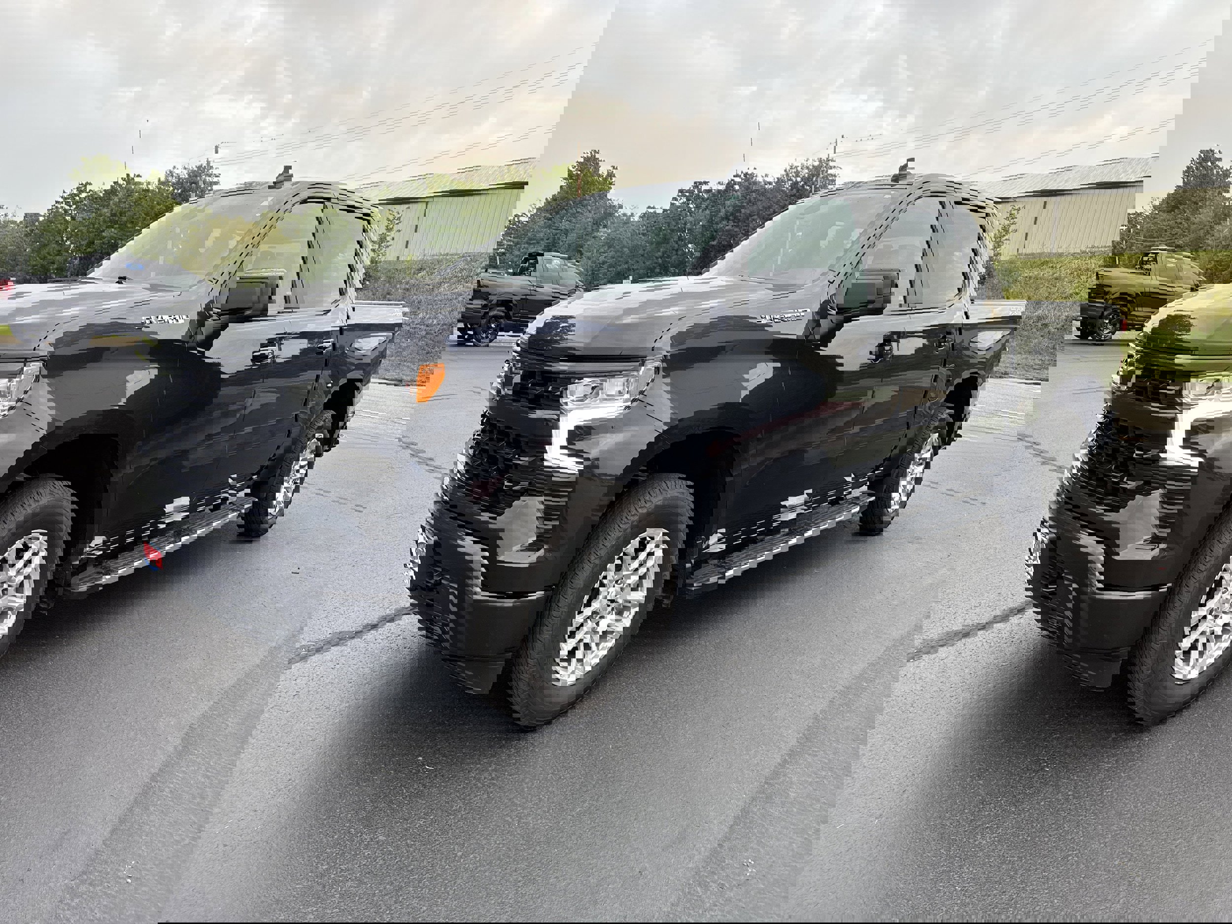 Used 2024 Chevrolet Silverado 1500 RST image 4