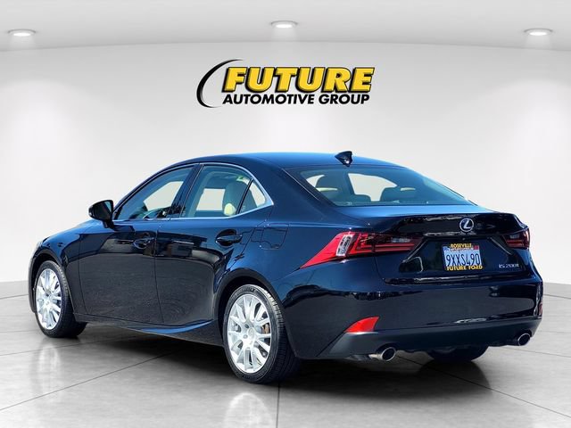 Used 2016 Lexus IS 200t RWD image 6