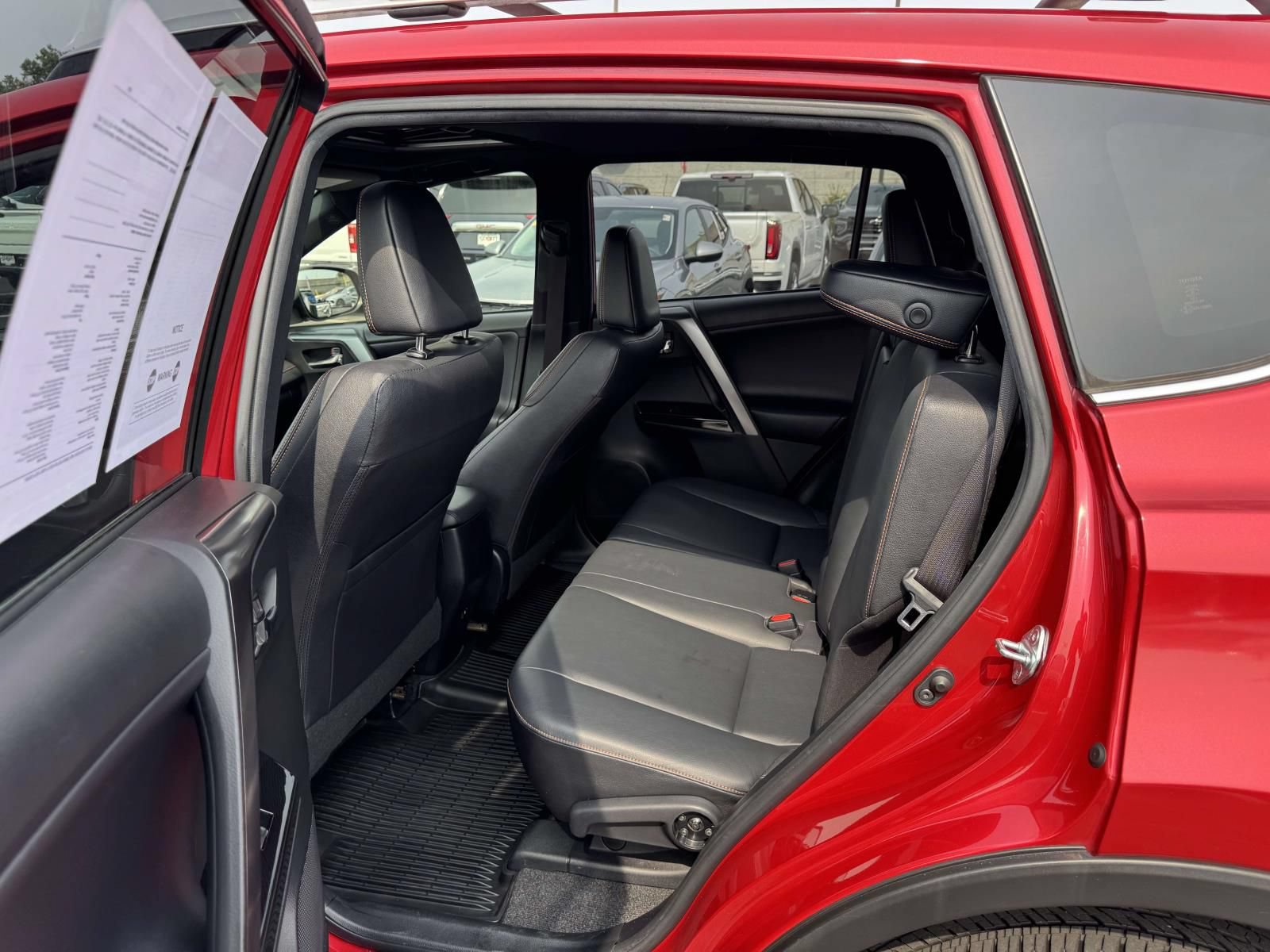 Used 2016 Toyota RAV4 SE AWD/4WD image 23