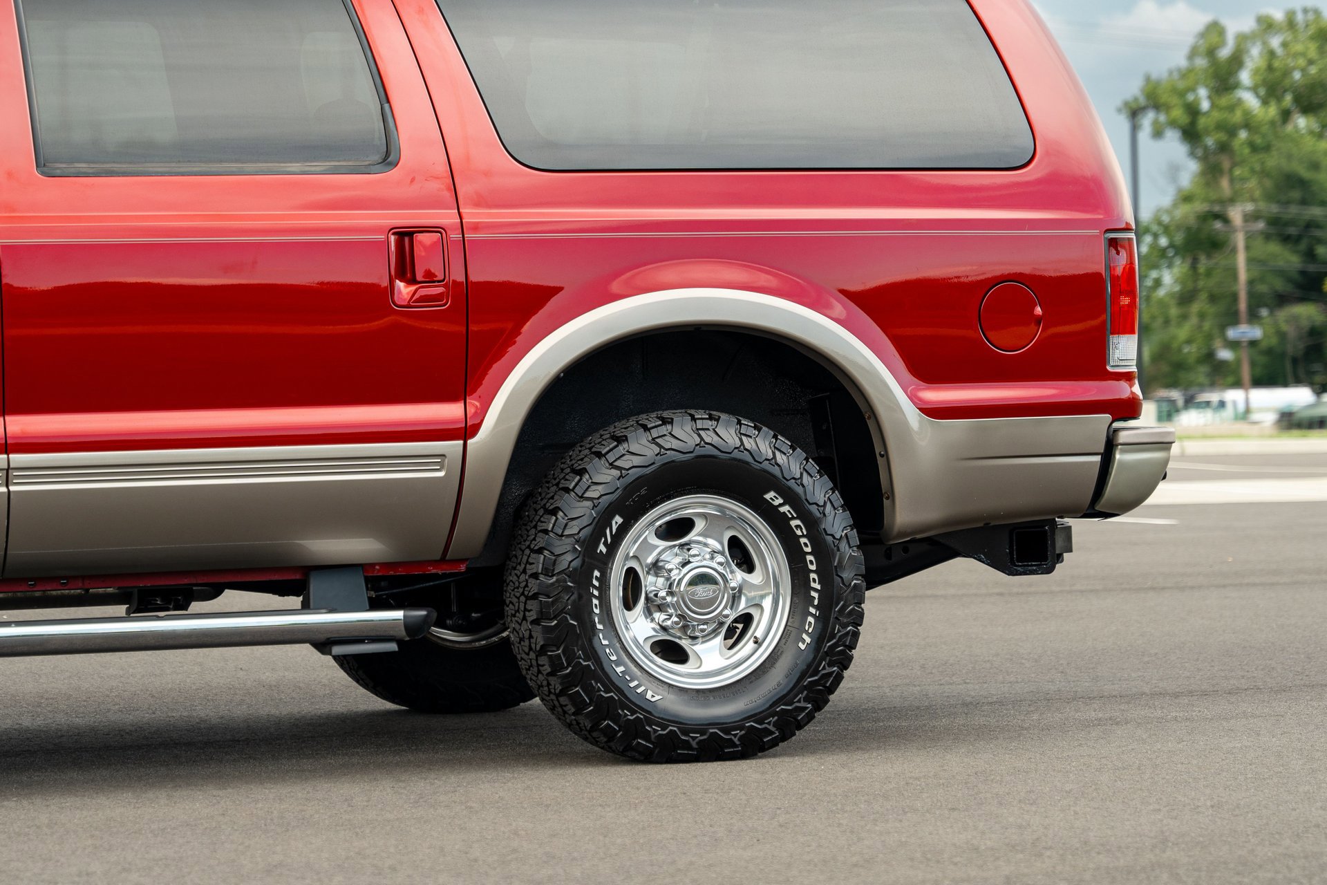 Used 2005 Ford Excursion Eddie Bauer image 6