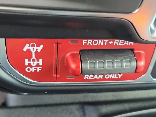 New 2026 Jeep Wrangler Unlimited Rubicon w/ Safety Group AWD/4WD image 31