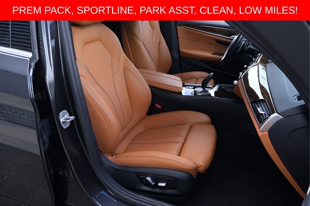 Used 2020 BMW 530i xDrive w/ Premium Package AWD/4WD image 16