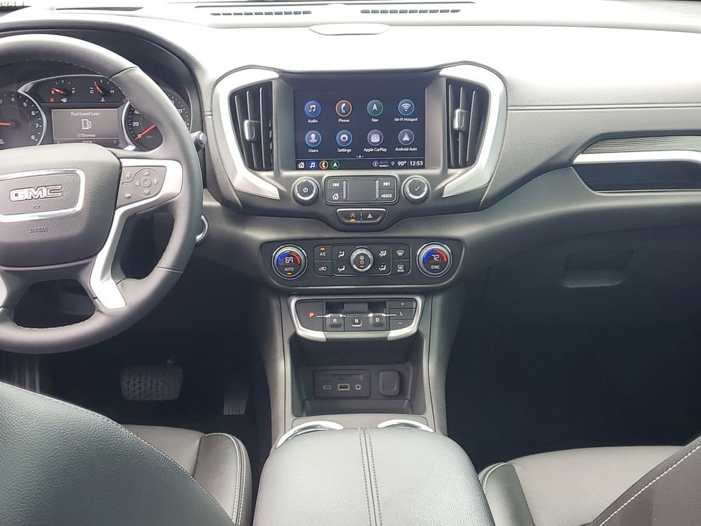 Used 2023 GMC Terrain SLT w/ Infotainment Package II FWD image 16