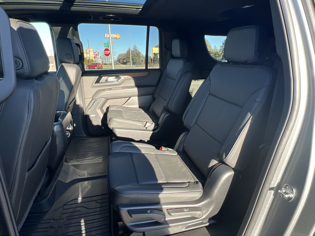 New 2026 GMC Yukon XL Denali w/ Sun & Power Step Package AWD/4WD image 26