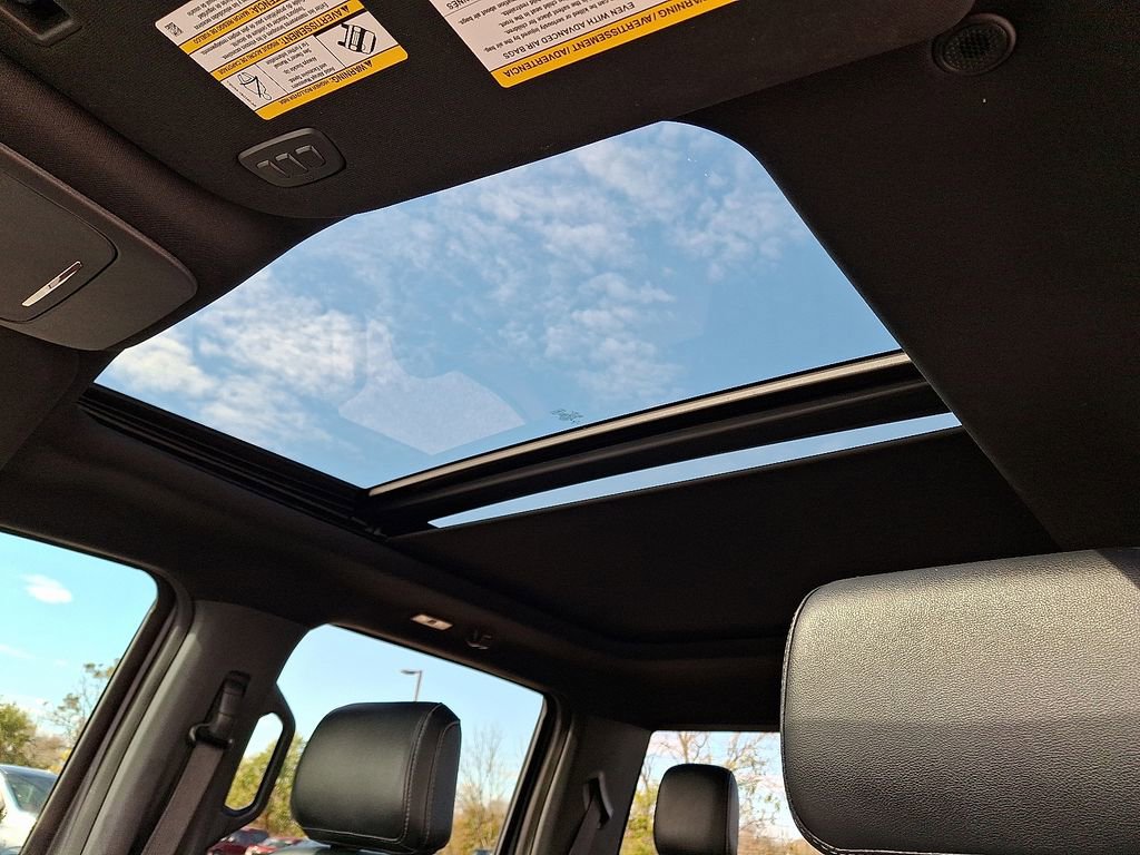 Used 2022 Ford F150 Lariat image 16