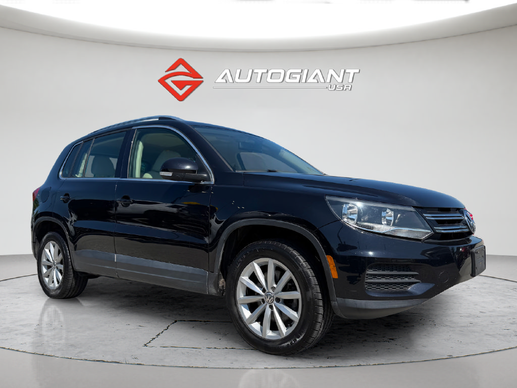 Used 2017 Volkswagen Tiguan Wolfsburg Edition FWD image 10