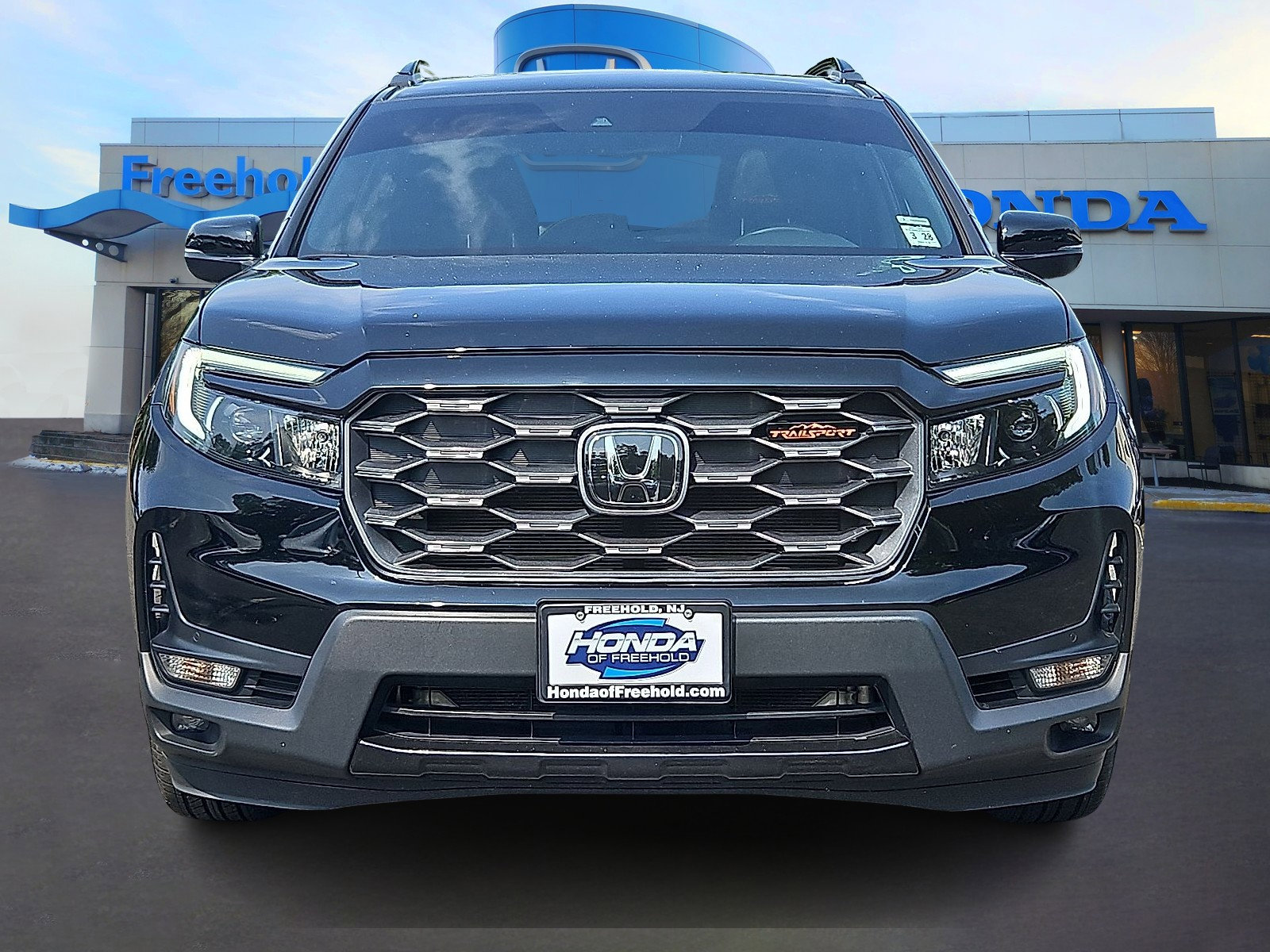 Certified 2023 Honda Passport TrailSport image 2