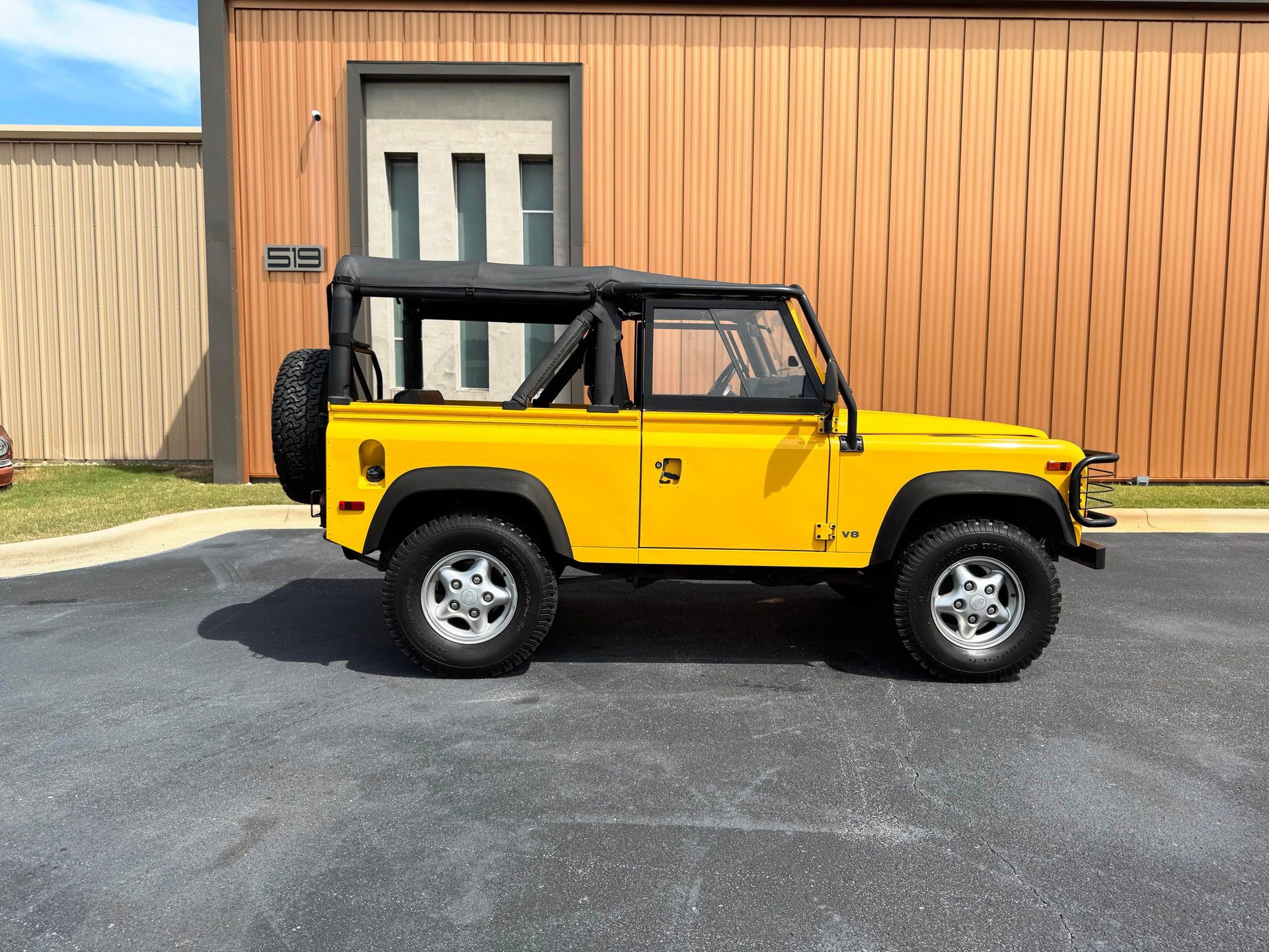 Used 1997 Land Rover Defender 90 AWD/4WD image 5