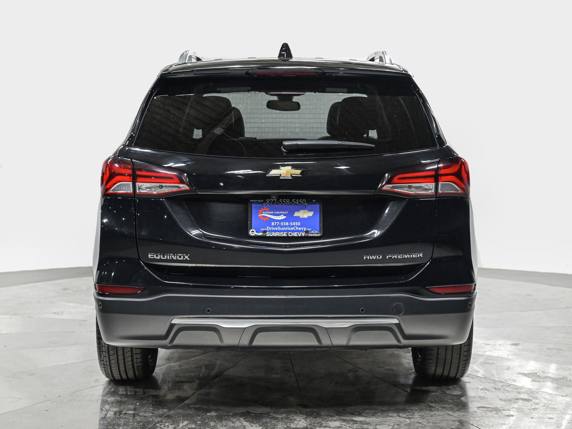 Used 2023 Chevrolet Equinox Premier image 5