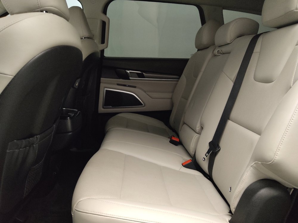 Used 2020 Kia Telluride S w/ S 8 Passenger Seating Package AWD/4WD image 18