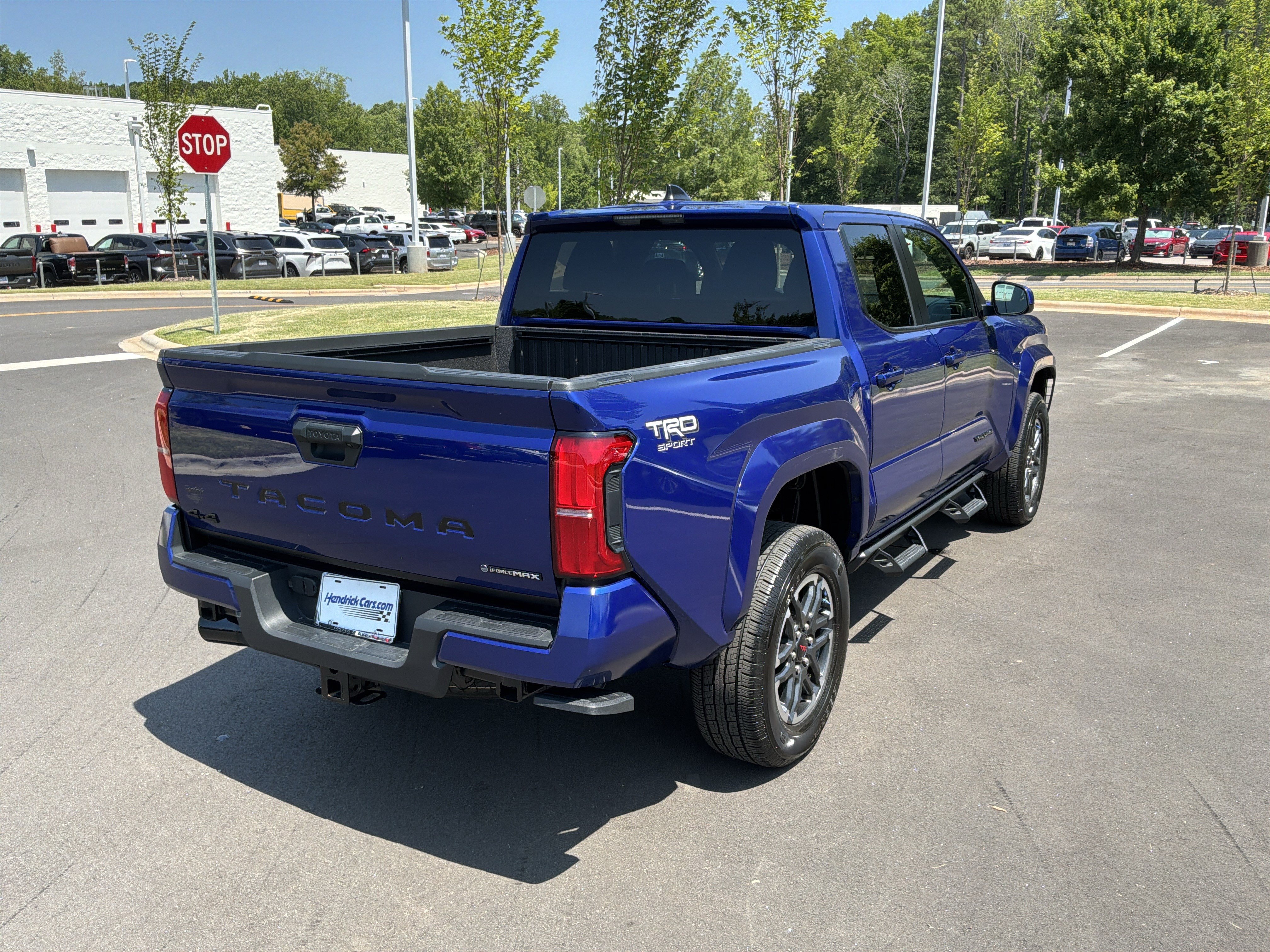 Used 2025 Toyota Tacoma TRD Sport w/ TRD Sport Premium Package AWD/4WD image 10