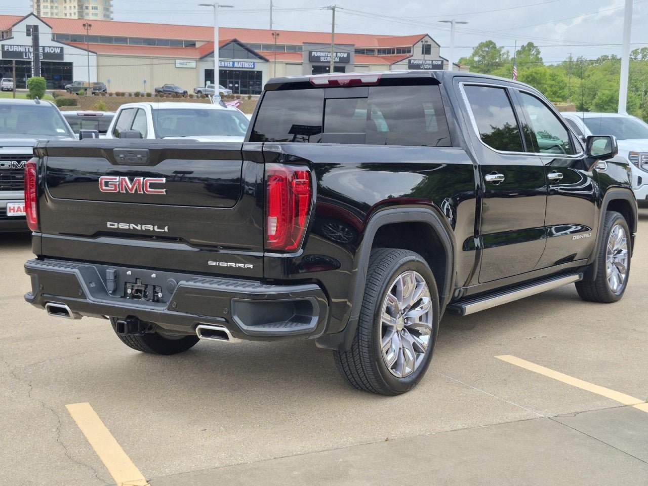 Used 2022 GMC Sierra 1500 Denali w/ Denali Reserve Package AWD/4WD image 6