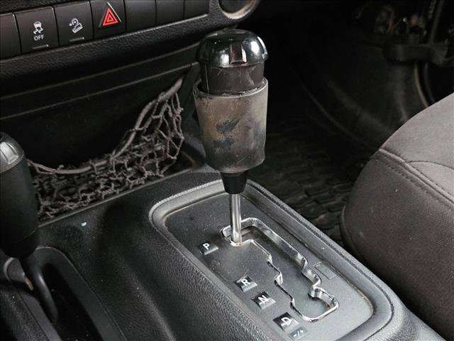Used 2015 Jeep Wrangler Sport AWD/4WD image 13